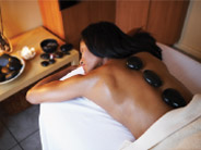 Black woman massage - LR